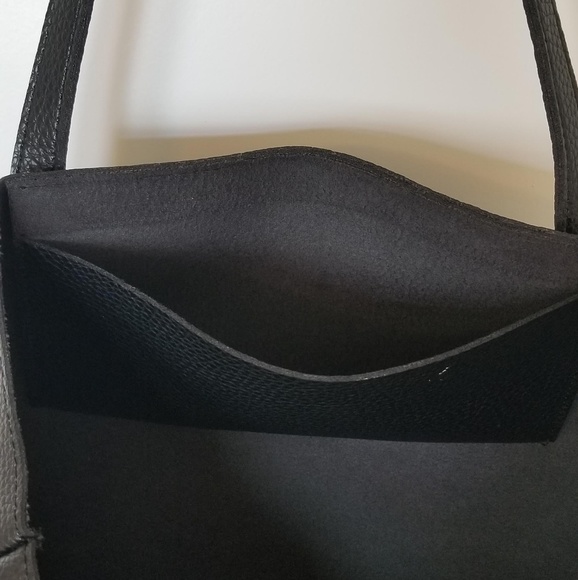 Vince Camuto Luck Vegan Tote Bag - Picture 4 of 4
